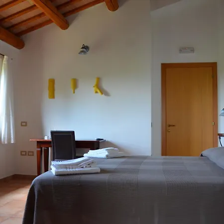 Contrada Del Raglio Farm stay