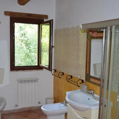 Contrada Del Raglio Farm stay